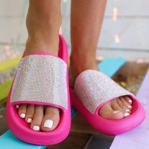 NEW🔥 Neon Hot Pink Rhinestone Open Toe Cloud Platform Slide Sandals Flip Flops